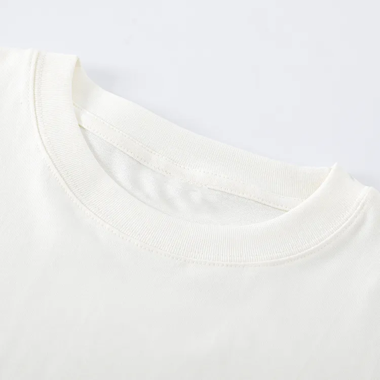 Love Moschino Vit t-shirt i retrostil med logga