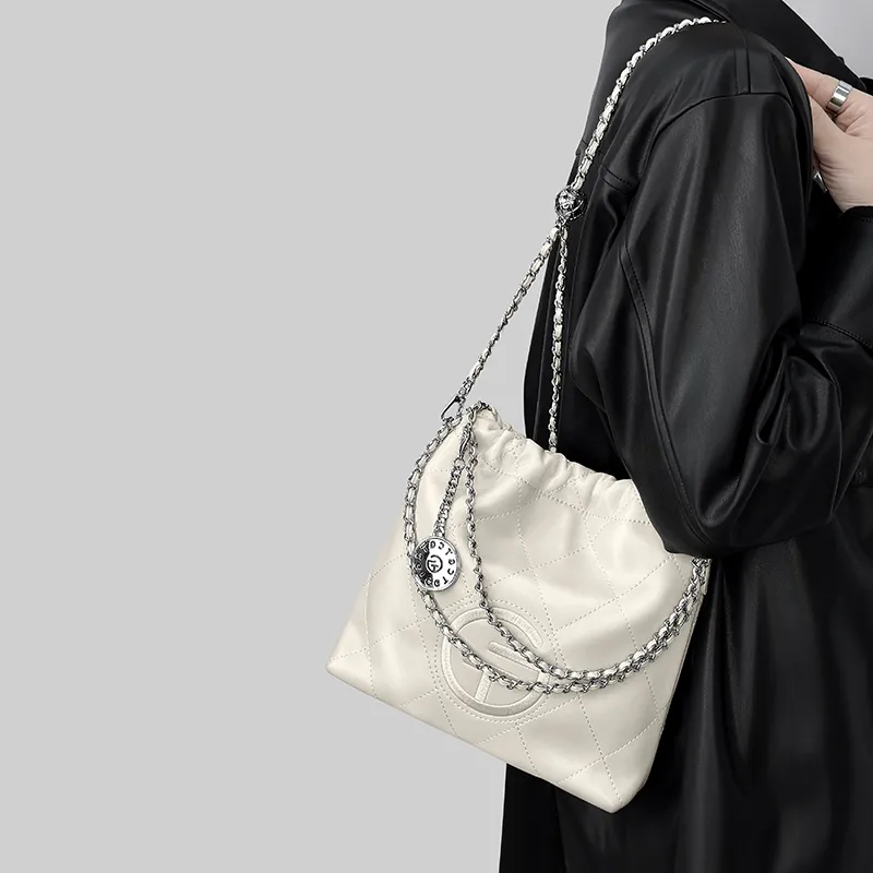 Tanita West Cow Leather Medium Size Women's Black/Ecru/Silver-8
