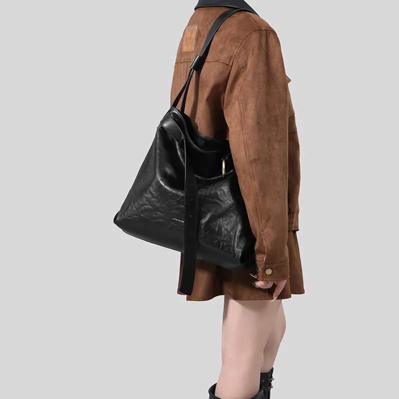 Tanita West Cow Leather Bucket Bags Shoulder Bags Large Size Women's Black-5