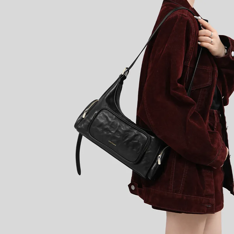 Tanita West Cow Leather Shoulder Bag Women's Black-4