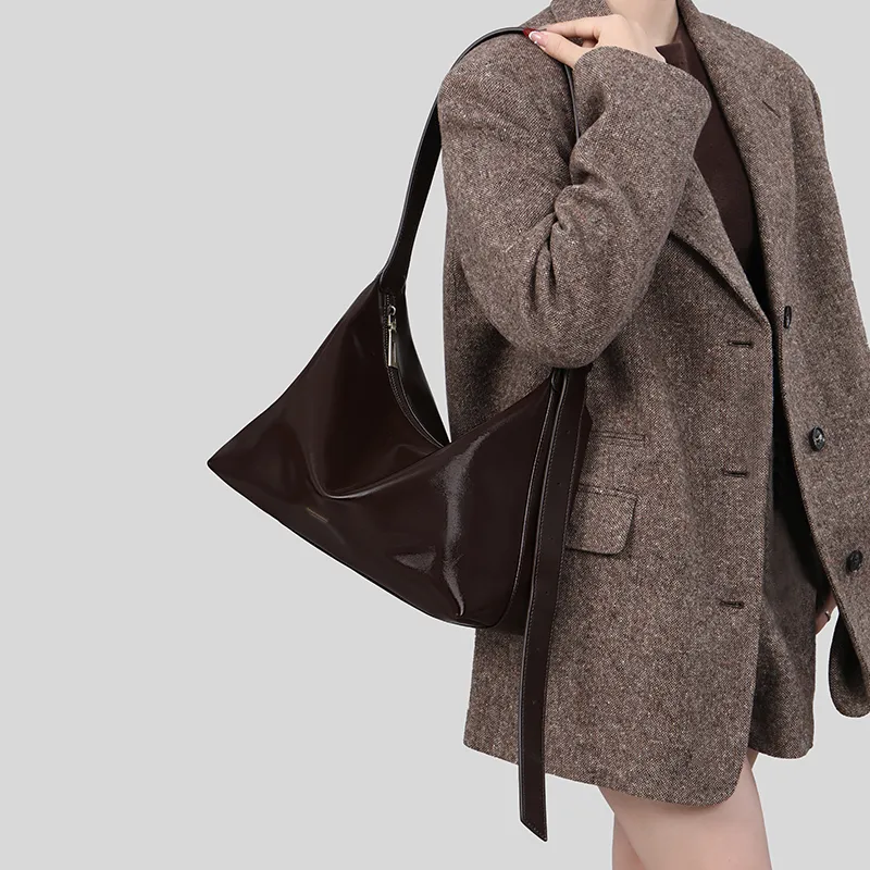 Tanita West Cow Leather Shoulder Bag Large Size Women's Chocolate Brown-2