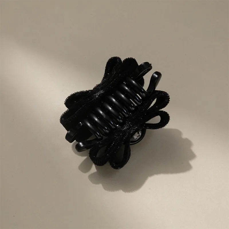 Yiru Flannelette Hair Clips Women's-3