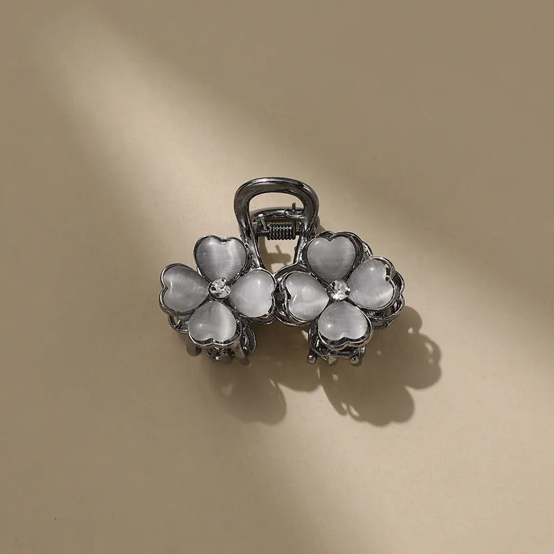 Yiru Alloy Floral Hair Clip Claw Clip Bangs Hair Clip Shawl Hair Claw Clip Hair Accessory Women's-2
