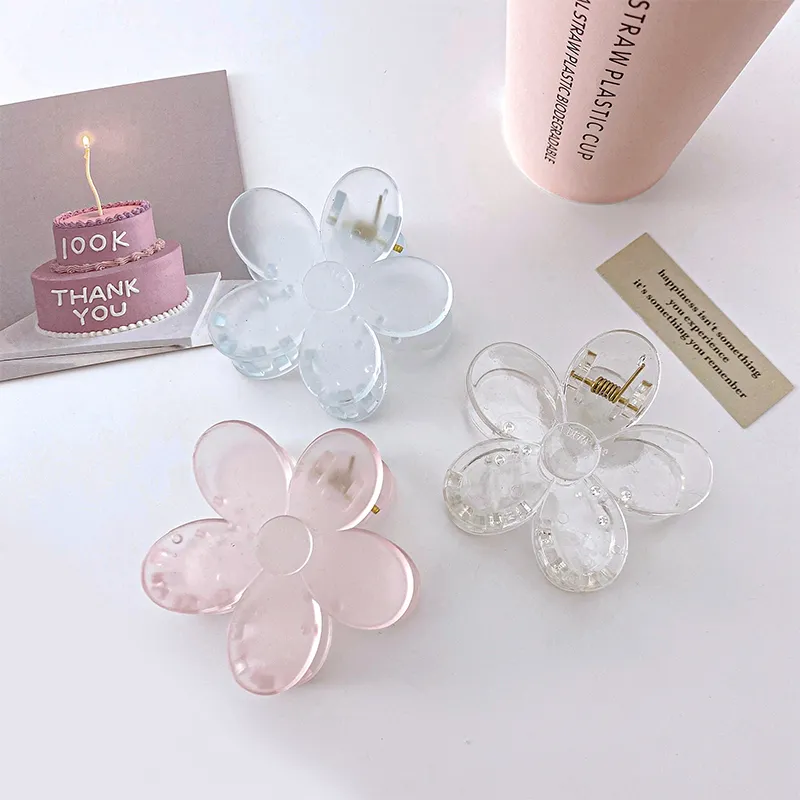 Yiru Acrylic Hair Clips Women's-2
