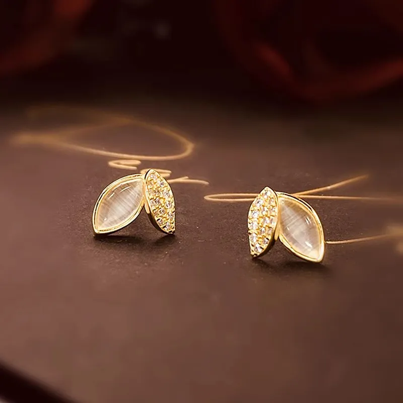 Yiru Glass Cat Eye Earrings Women's-1