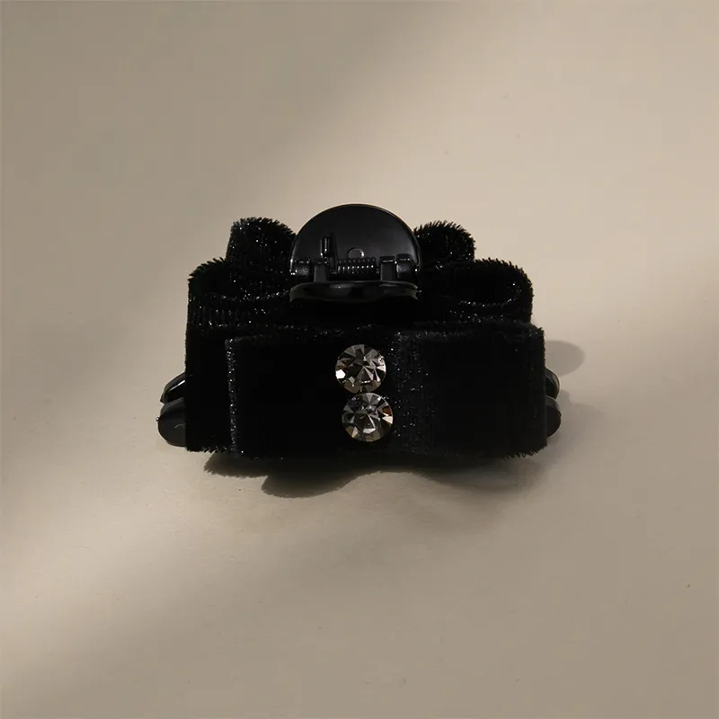 Yiru Flannelette Hair Clips Women's-1