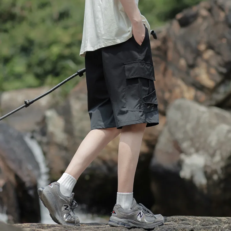 Yiwen Cargo Shorts Unisex-3
