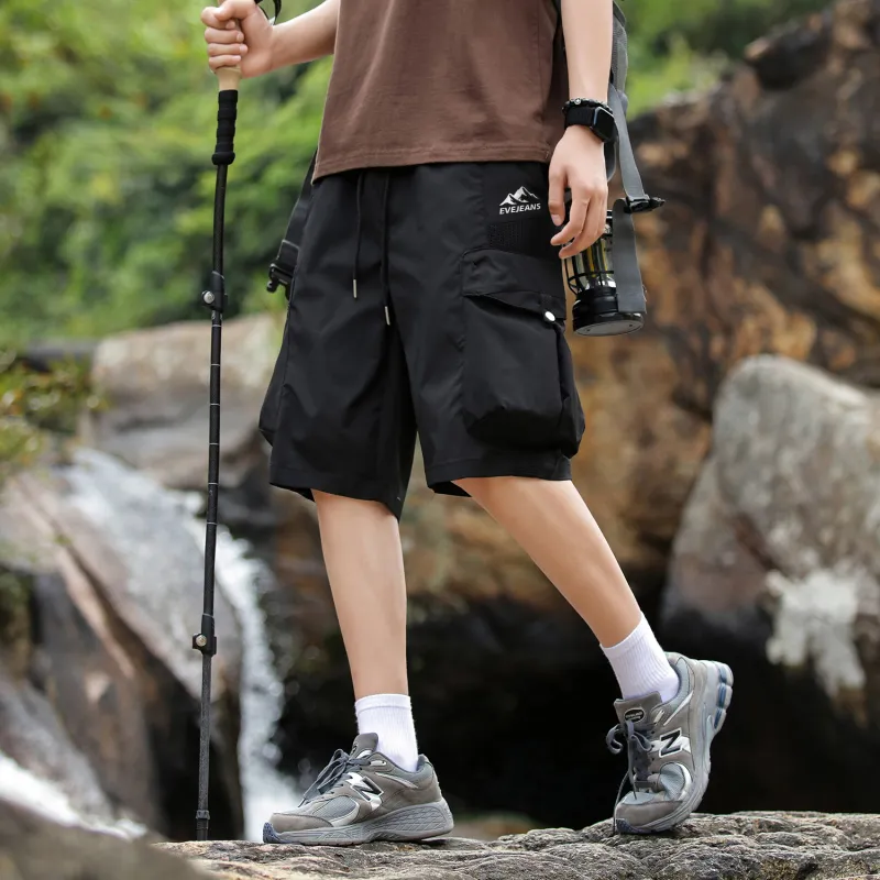 Yiwen Cargo Shorts Unisex-2