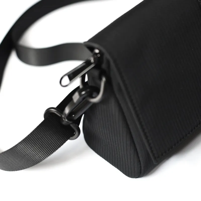 Kiwee Polyester Mini Triangle Bag Shoulder Bag Unisex Multiple Colors-5