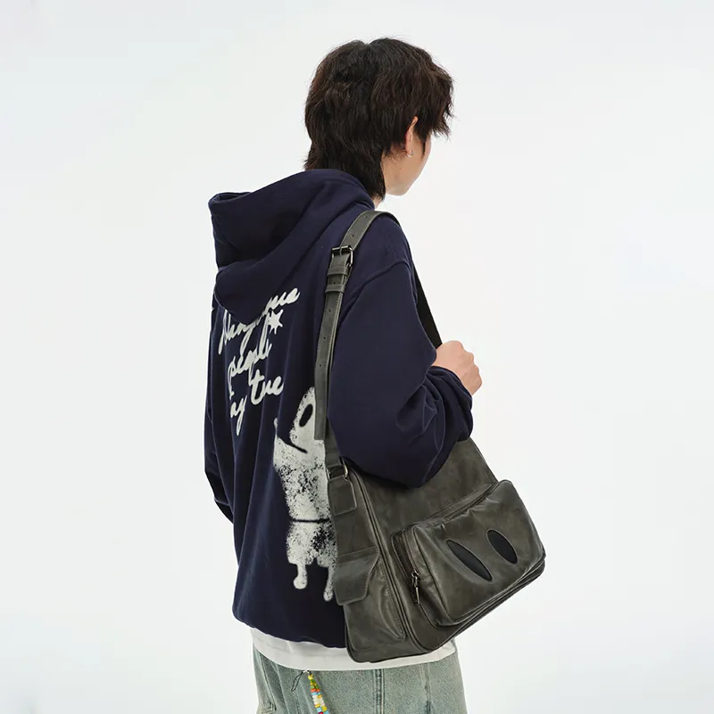 DANGEROUSPEOPLE Artificial Leather Crossbody Bag Unisex Gray/Khaki-2