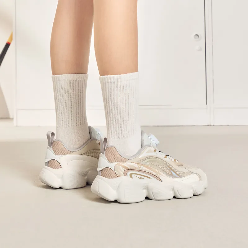 ERKE KIDS Slip-Resistant Cushioning Wear-Resistant Low-Top Kids Lifestyle Shoes Warm Linen/Light Crystal White Kids'-4