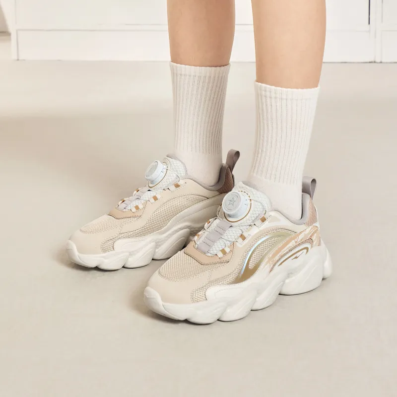 ERKE KIDS Slip-Resistant Cushioning Wear-Resistant Low-Top Kids Lifestyle Shoes Warm Linen/Light Crystal White Kids'-2