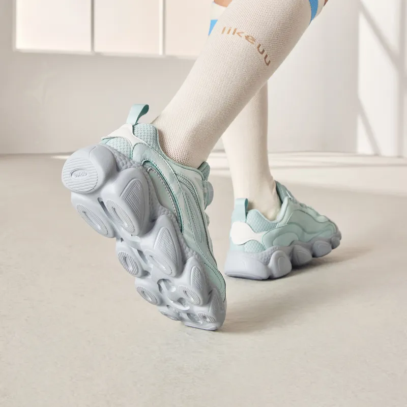 ERKE KIDS Slip-Resistant Cushioning Abrasion-Resistant Low-Top Kids Lifestyle Shoes Well Sky Blue/Moonstone Gray Kids'-4