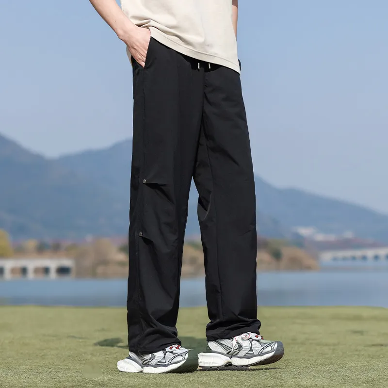 Merry City Cargo Pants Unisex-6