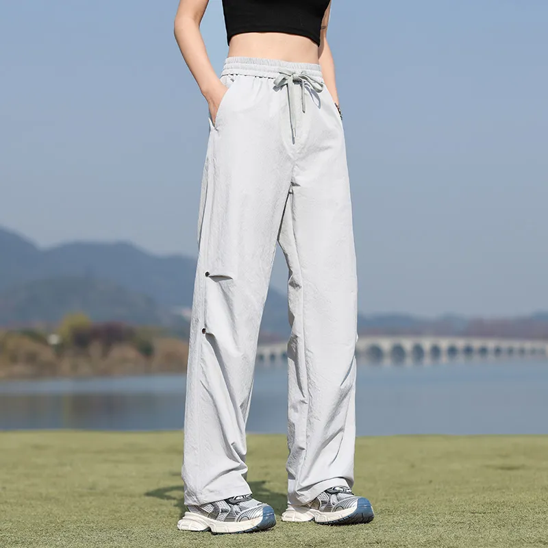 Merry City Cargo Pants Unisex-17