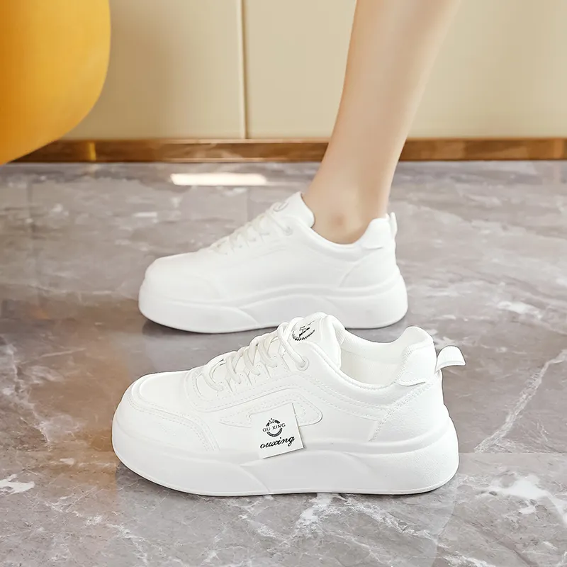 Turns By Turns Low Top Skateboard Shoes Women's-1