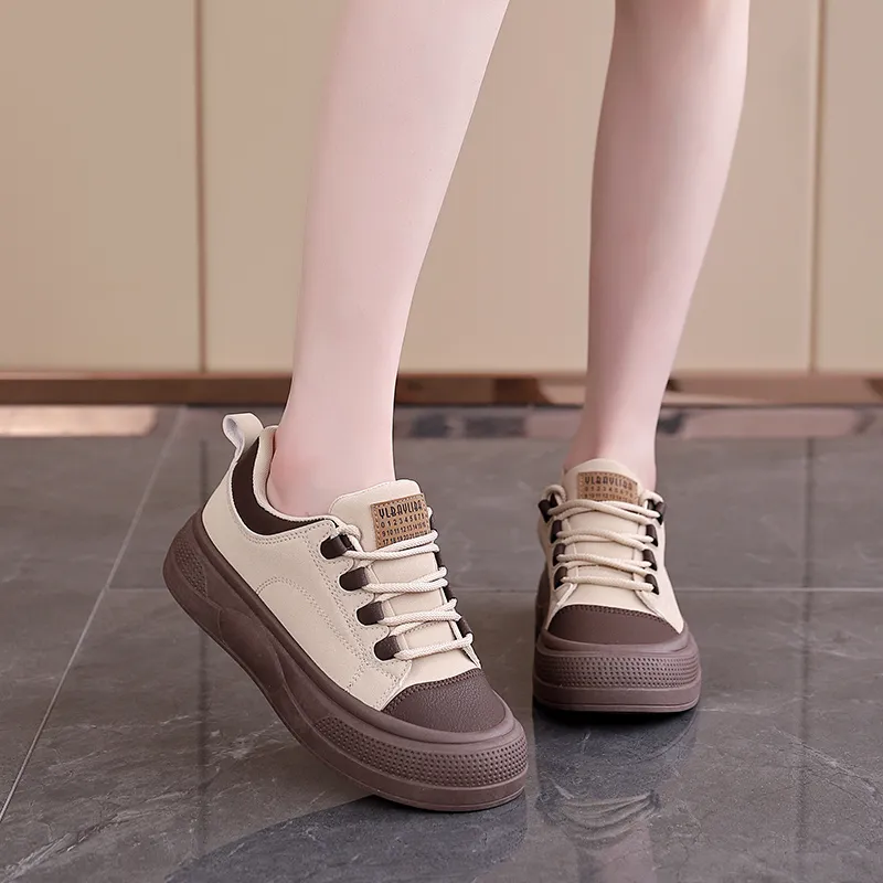 Turns By Turns Slip Resistant And Abrasion Resistant Coverage Support Casual Shoes Women's-2
