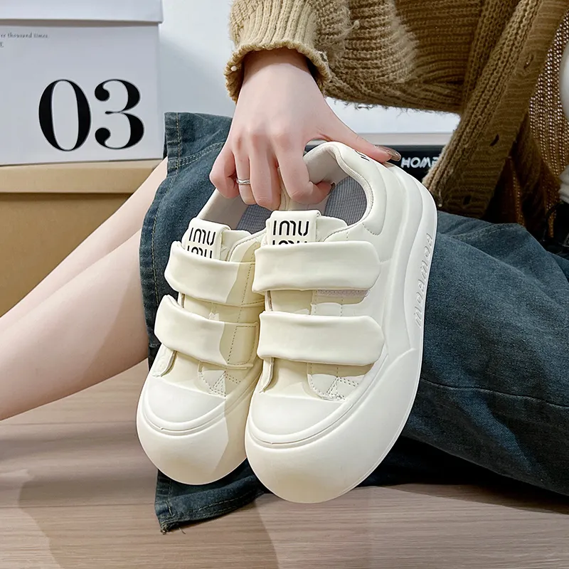 Turns By Turns Anti Slip And Wear Resistant Height Increasing Low Top Skateboard Shoes Unisex-2
