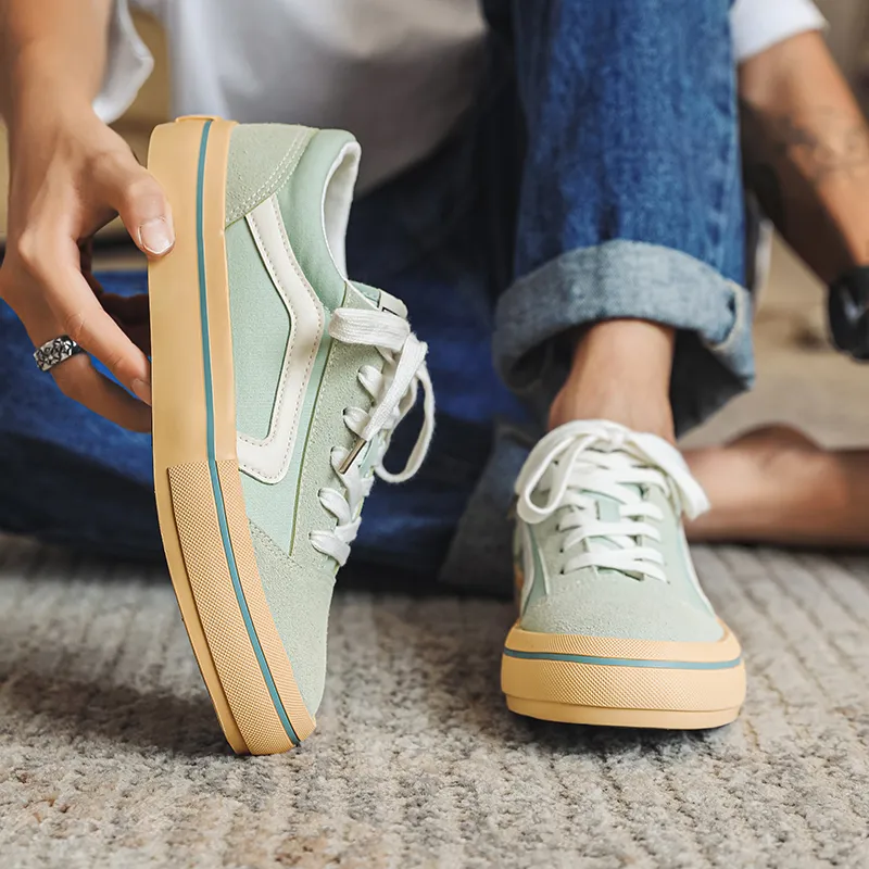FOREVER 21 Slip Resistant, Abrasion Resistant, Breathable, Lightweight, Cushioning Low Top Canvas Shoes Unisex-21