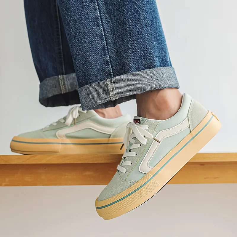 FOREVER 21 Slip Resistant, Abrasion Resistant, Breathable, Lightweight, Cushioning Low Top Canvas Shoes Unisex-25