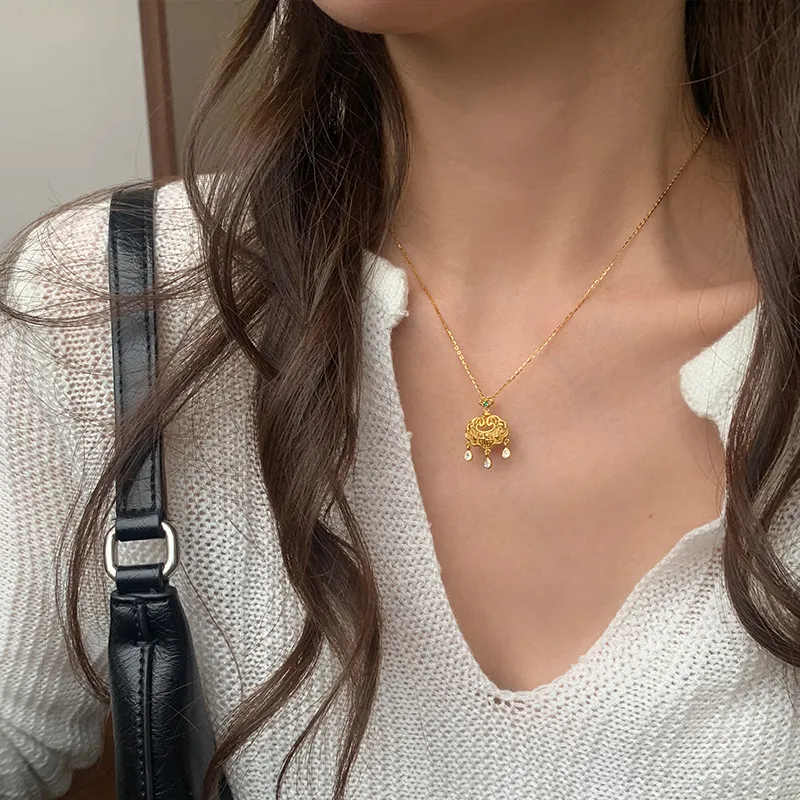QIDUYINSHI S925 Silver Necklaces Women's-9