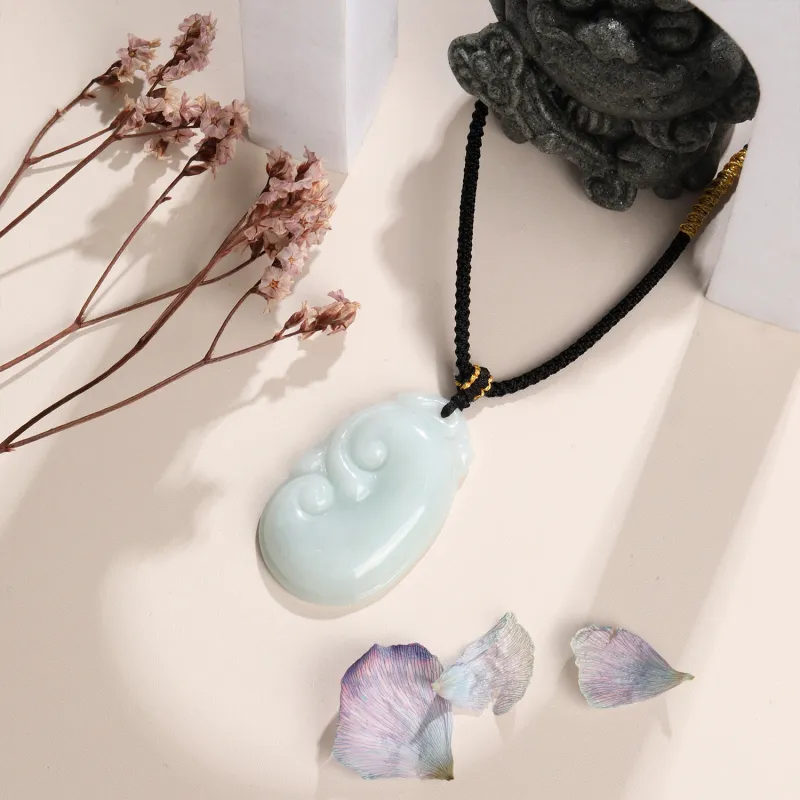 KING TAI FOOK Bean Type Jadeite Necklaces Unisex-3
