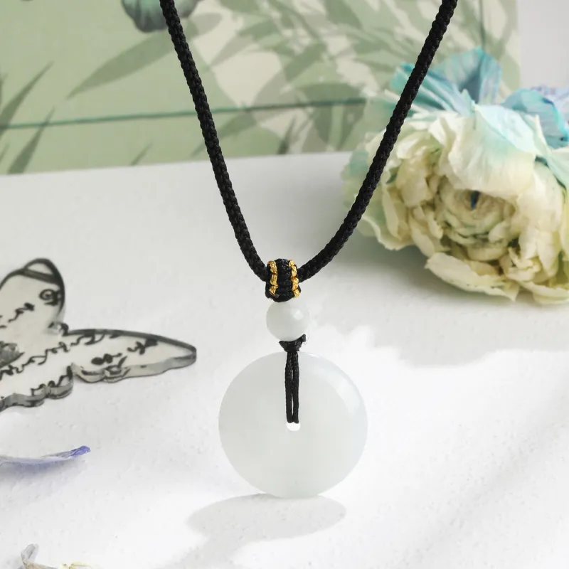 KING TAI FOOK Glutinous Jade Jadeite Necklaces Unisex-2