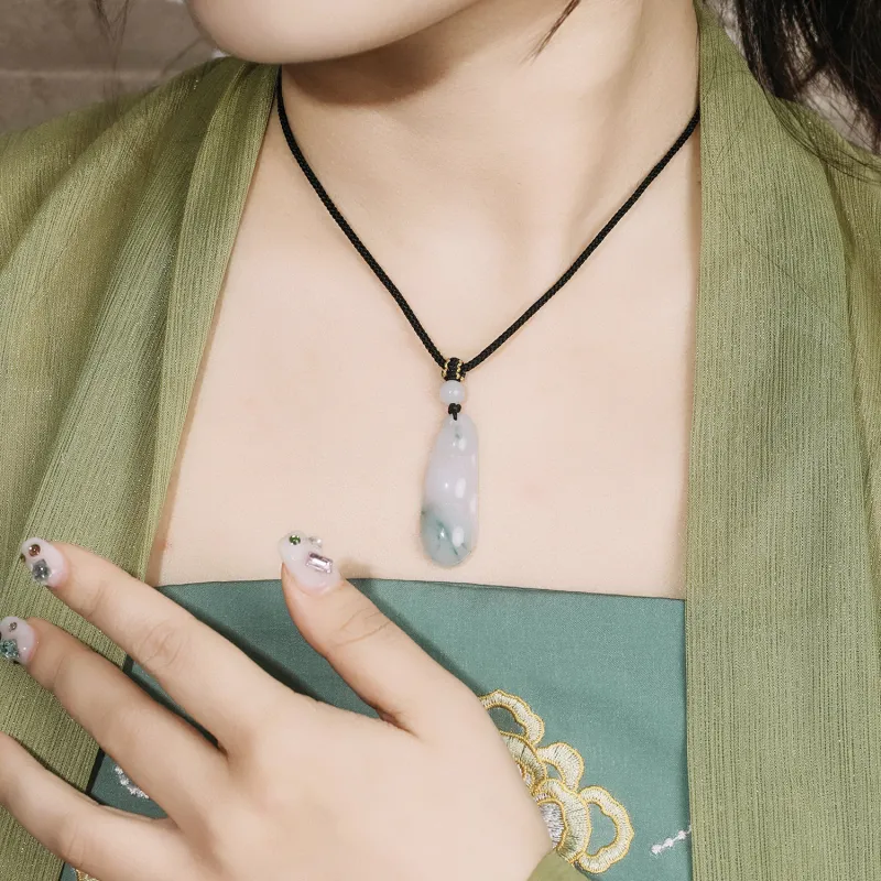 KING TAI FOOK Bean Type Jadeite Necklaces Unisex-1