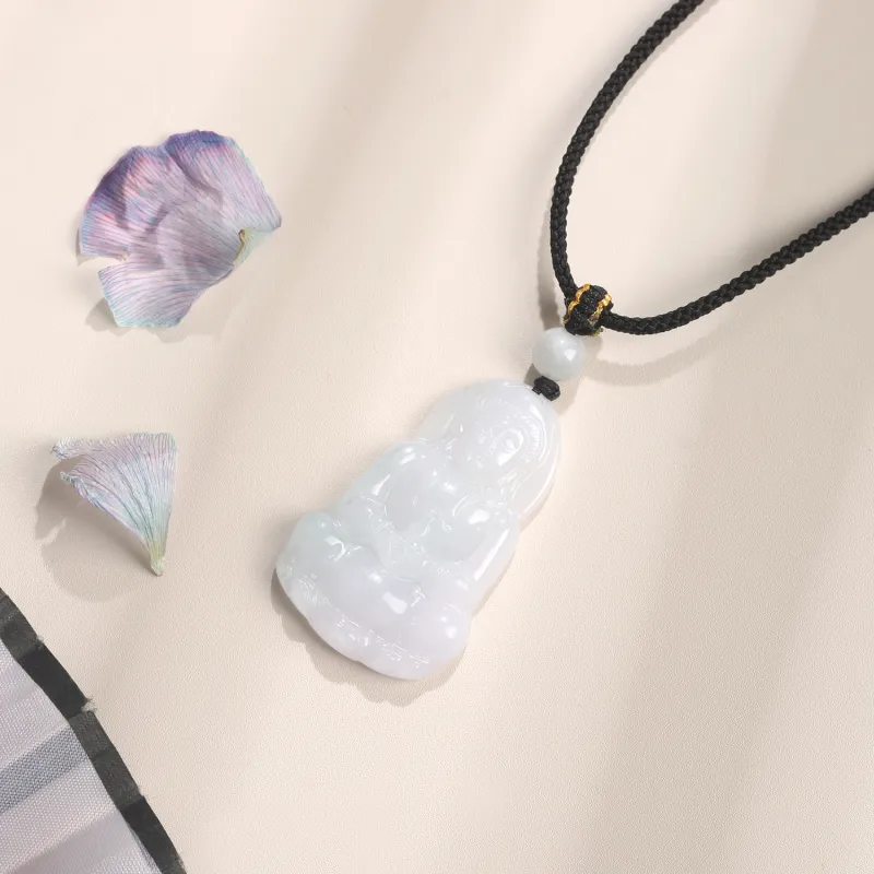 KING TAI FOOK Bean Type Jadeite Necklaces Unisex-2