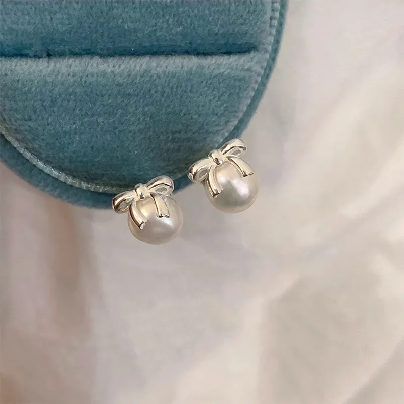 KING TAI FOOK Pearl Stud Earrings Women's-4
