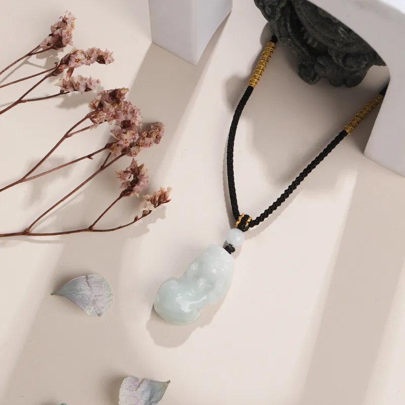 KING TAI FOOK Glutinous Jade Jadeite Necklaces Unisex-2