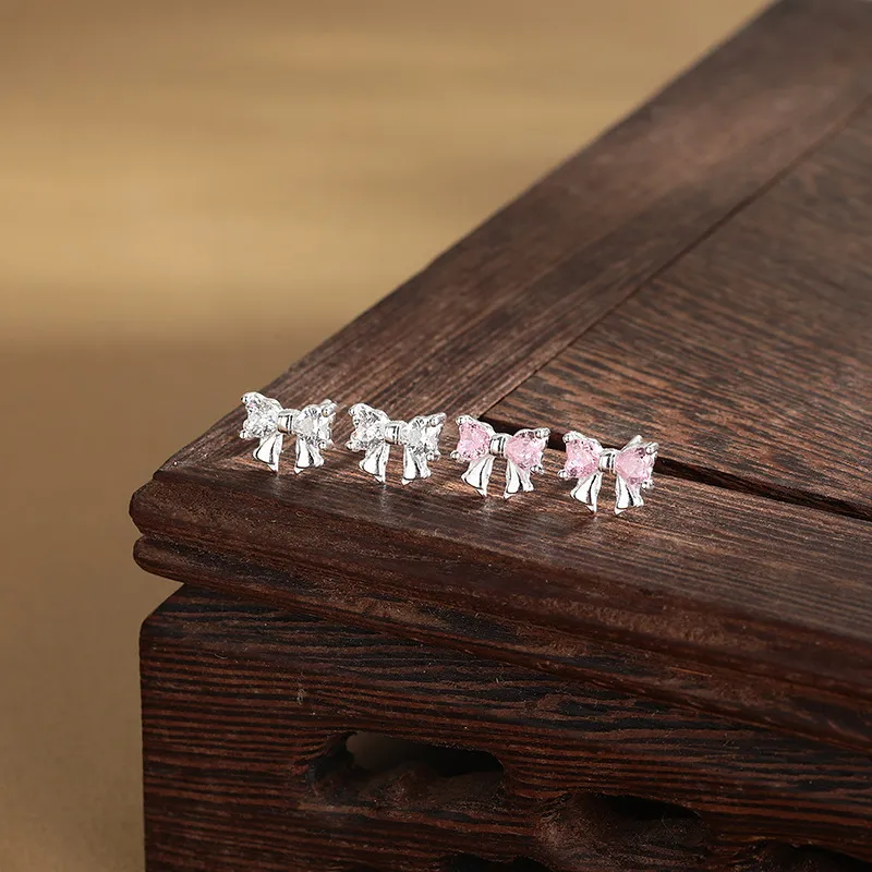 KING TAI FOOK 999 Fine Silver Stud Earrings Women's-9