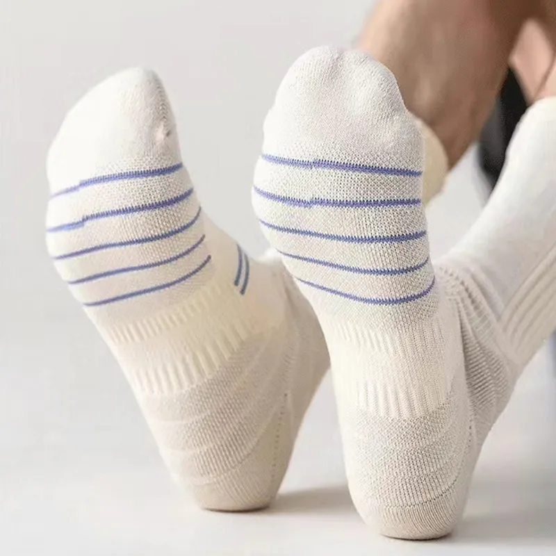 LUNNIFEIYA Basketball Socks Unisex Combo Set-1