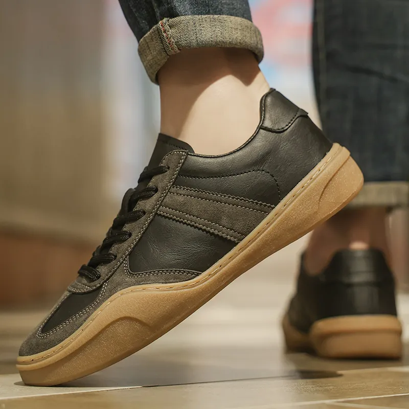 VAEL Anti Slip Wear Resistant Low Top Skateboard Shoes Unisex-3