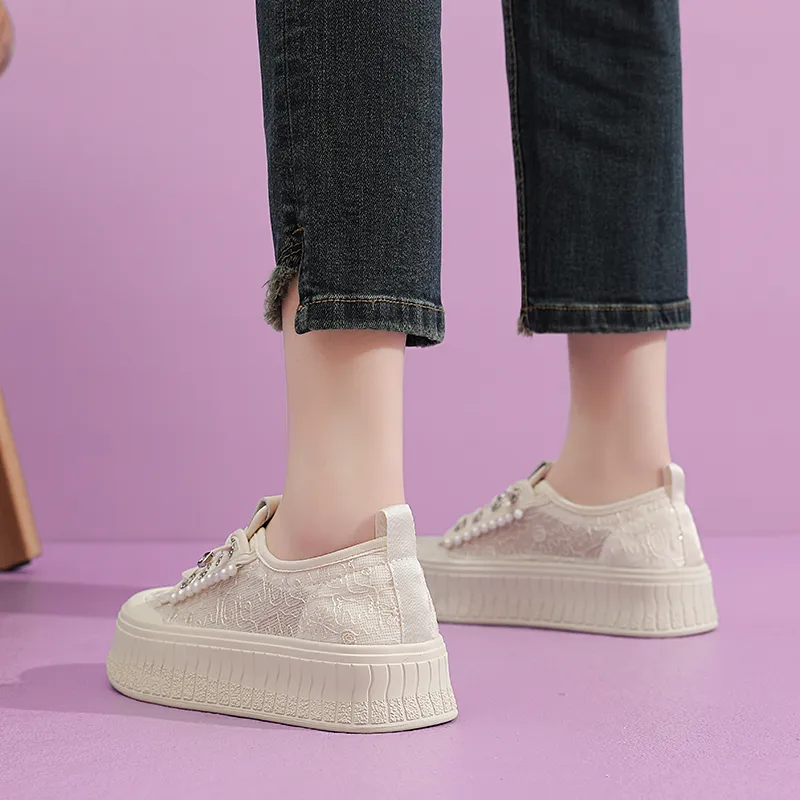 VAEL Low Top Skateboard Shoes Women's-3