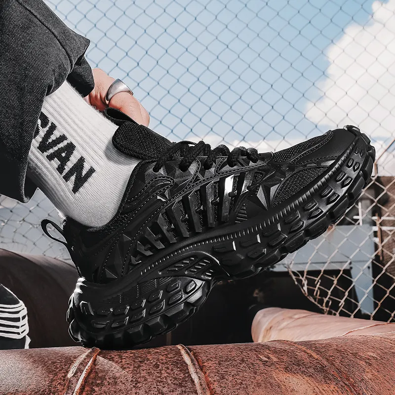 VAEL Low Top Chunky Sneakers Unisex-10