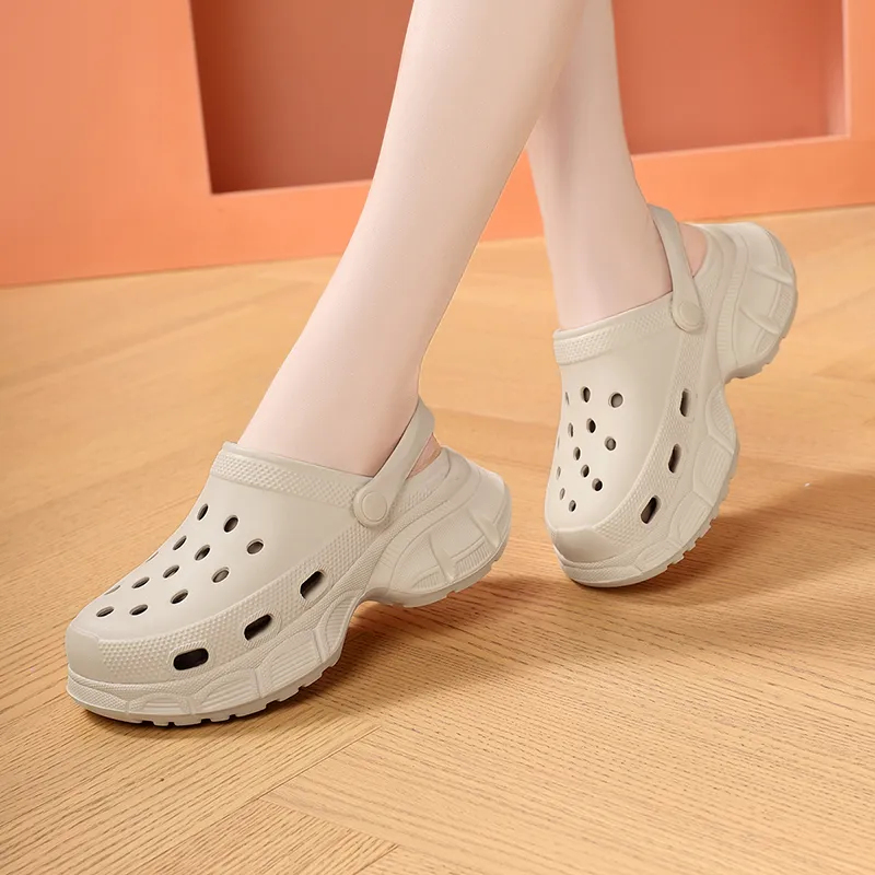 VAEL Clogs Women's-19