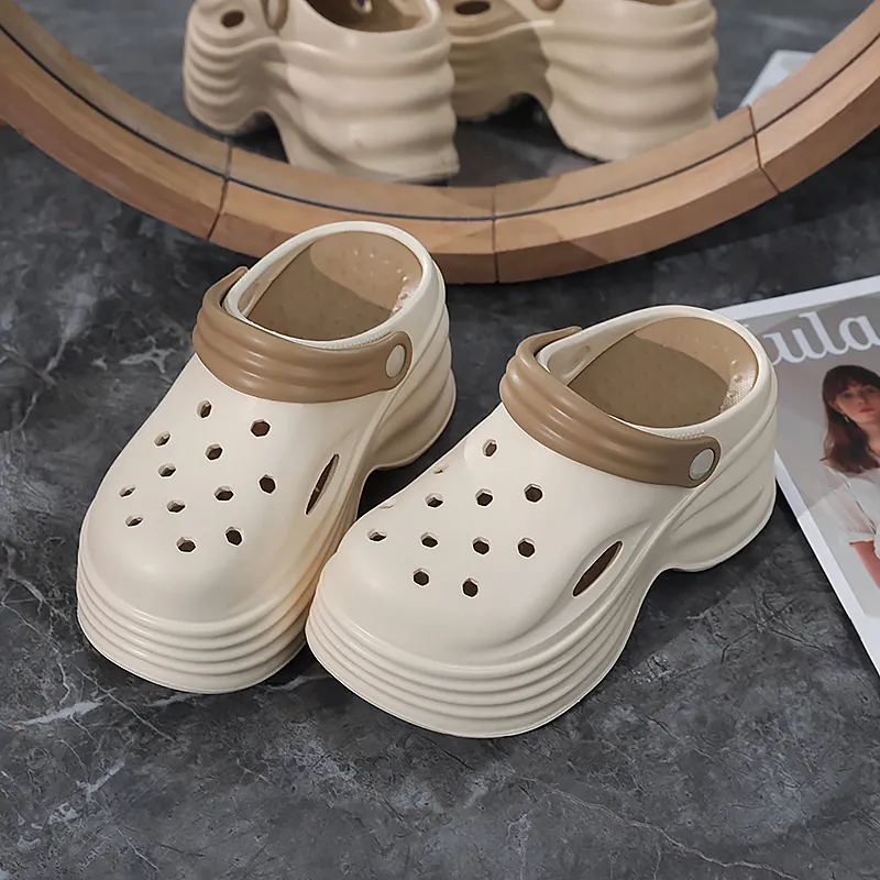VAEL Clogs Women's-4