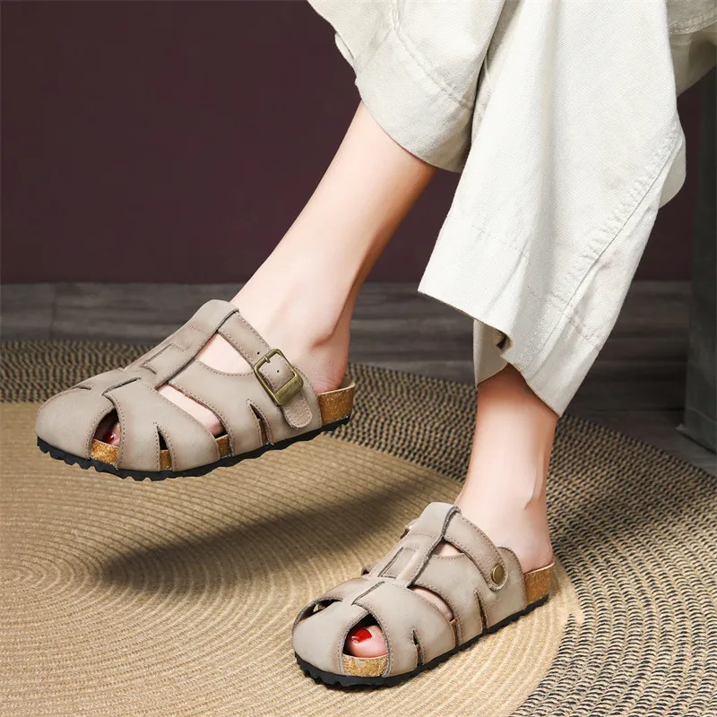 VAEL Closed Toe Slippers Women's-8
