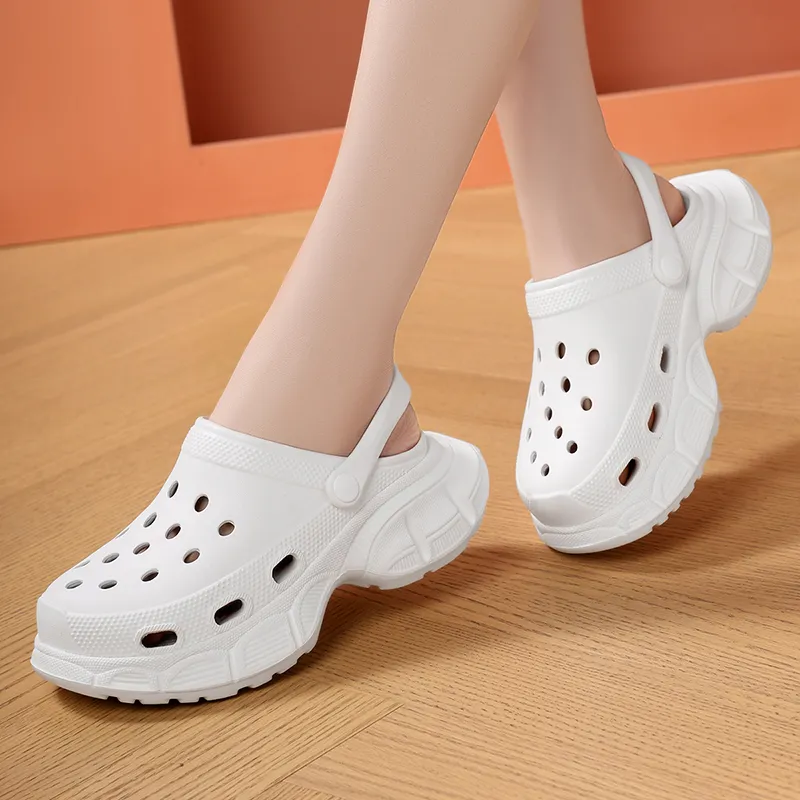 VAEL Clogs Women's-14