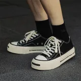 Nubuck Exklusives Sneaker-Modell Schwarz NEU