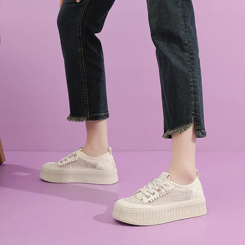 VAEL Low Top Skateboard Shoes Women's-4