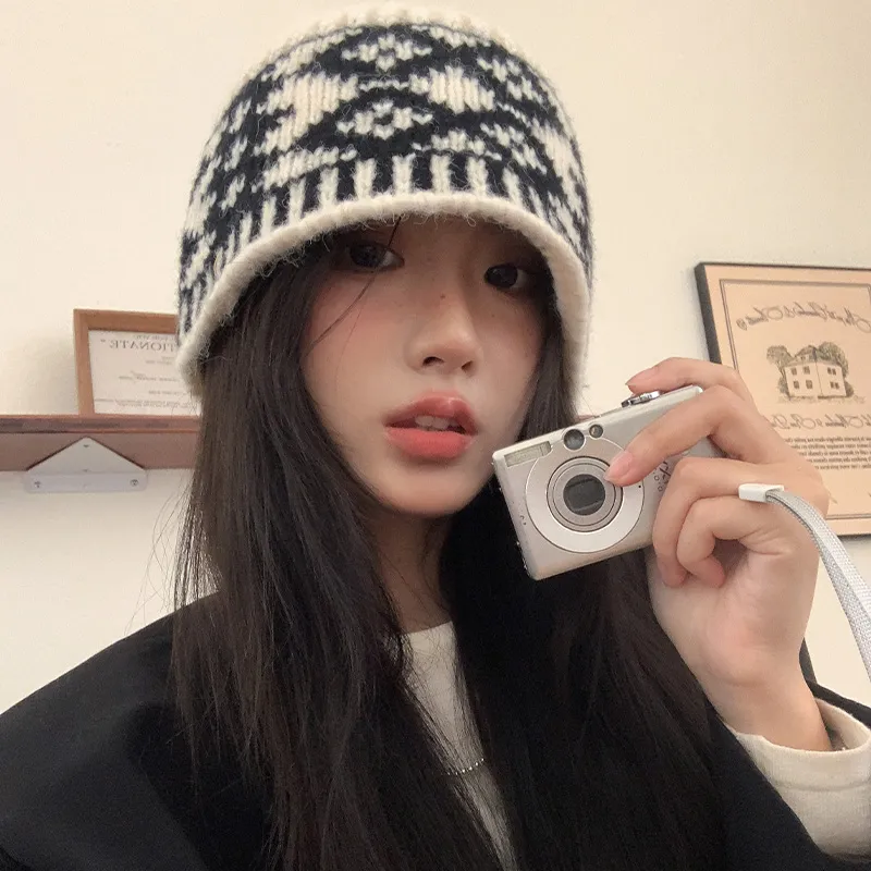 Bejirog Polyester Beanies Unisex-1