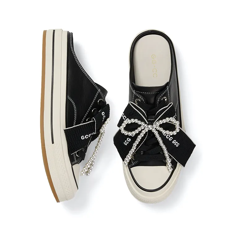 GG CC Skateboard Shoes Women's Low Top Black/Ecru-1