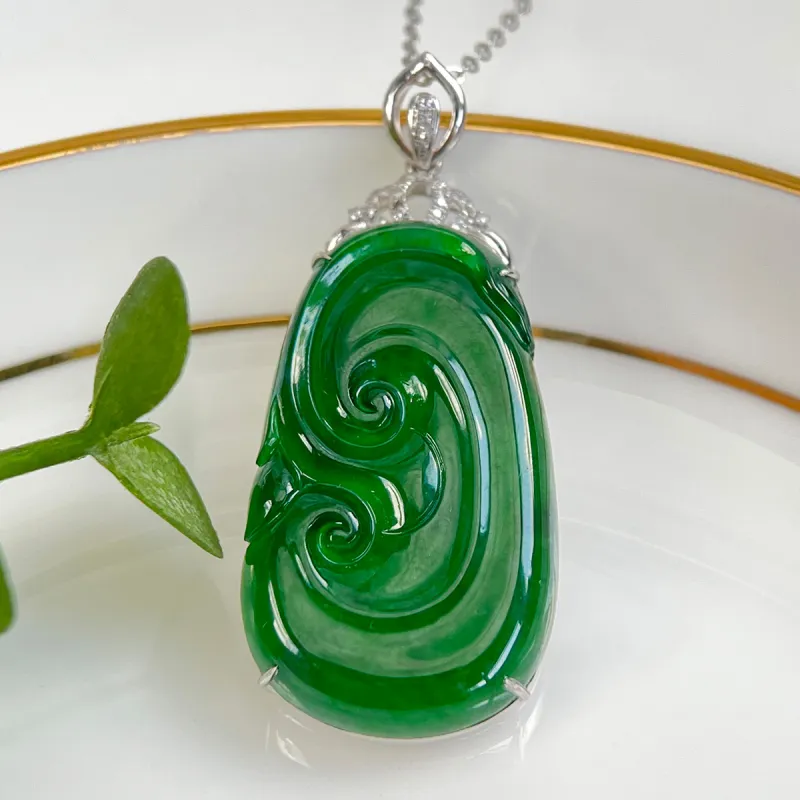 Oriental Jade Ice Type Necklaces Women's-1