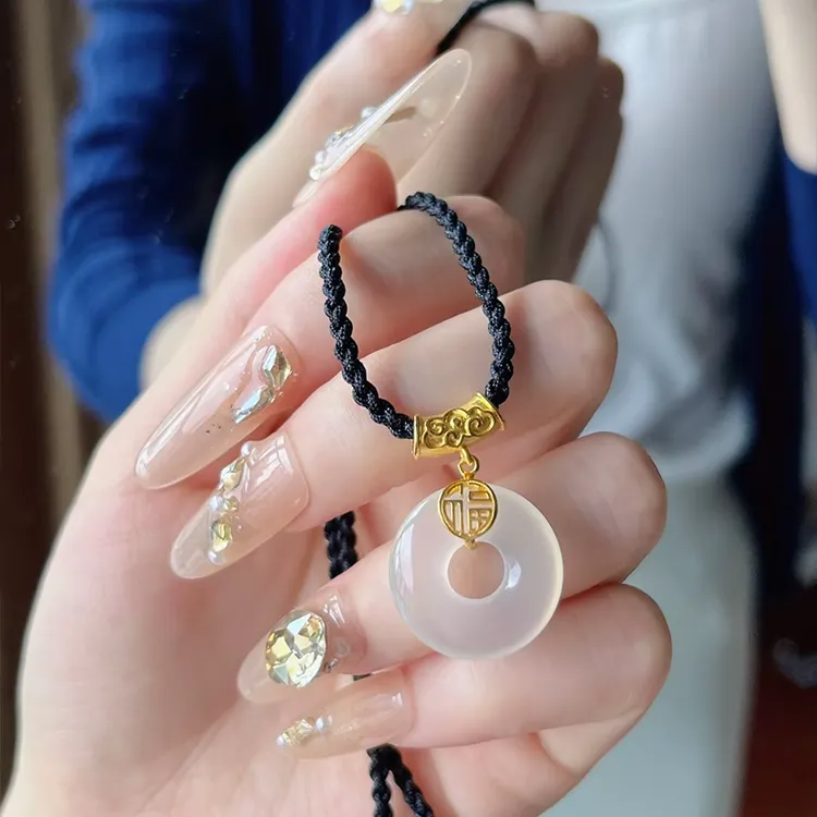 Oriental Jade Chalcedony Necklaces Unisex-2