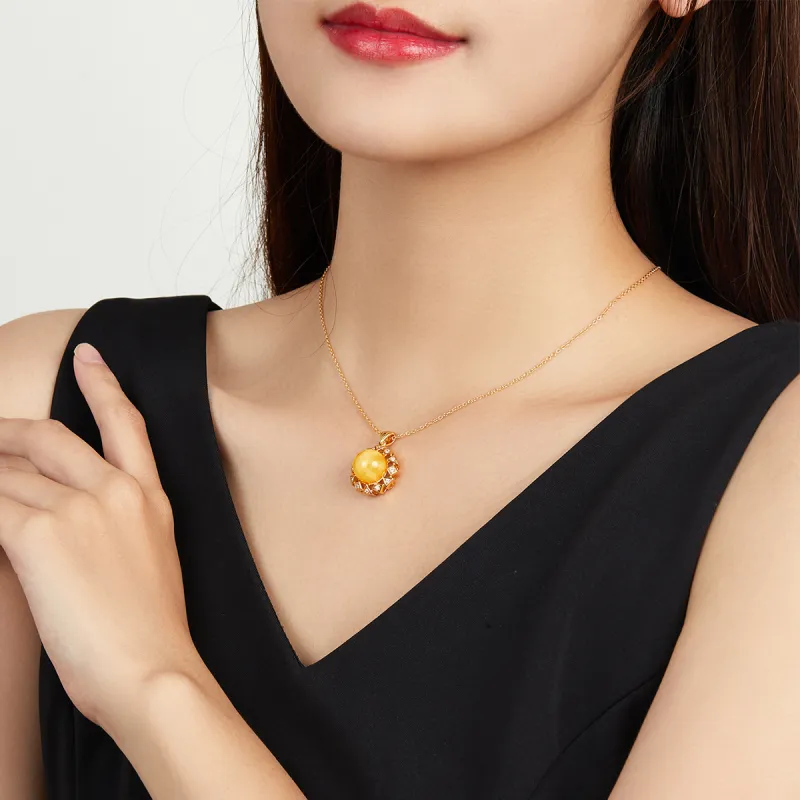 Oriental Jade Amber Beeswax Jade Necklaces Women's-5