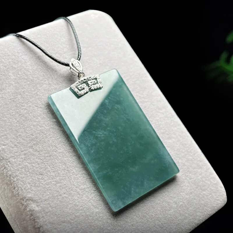 BYTHERE Glutinous Jade Jadeite Necklaces Women's-1