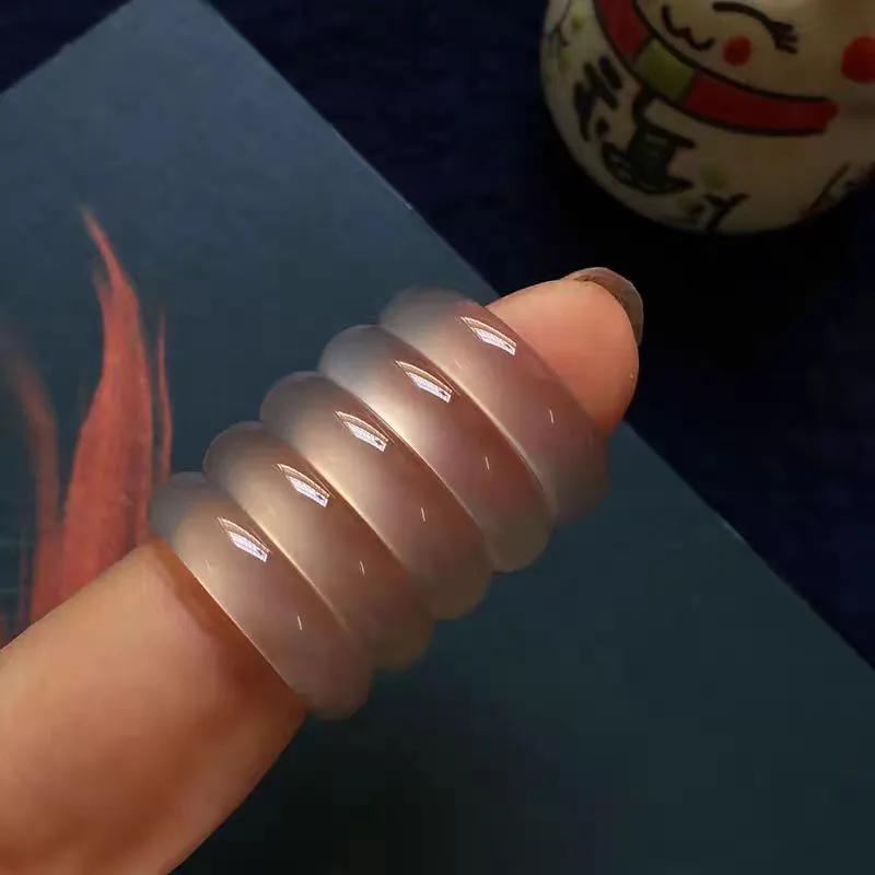 Lingxiang Yurun Chalcedony Rings Unisex-5