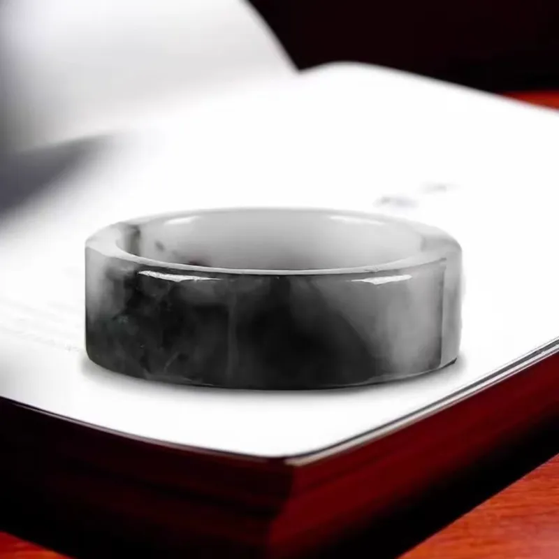 Lingxiang Yurun Glutinous Jade Jadeite Rings Unisex-5